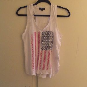 Women's tank size medium